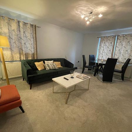 2 Bedroom Apartment Near Southfields London Exteriör bild