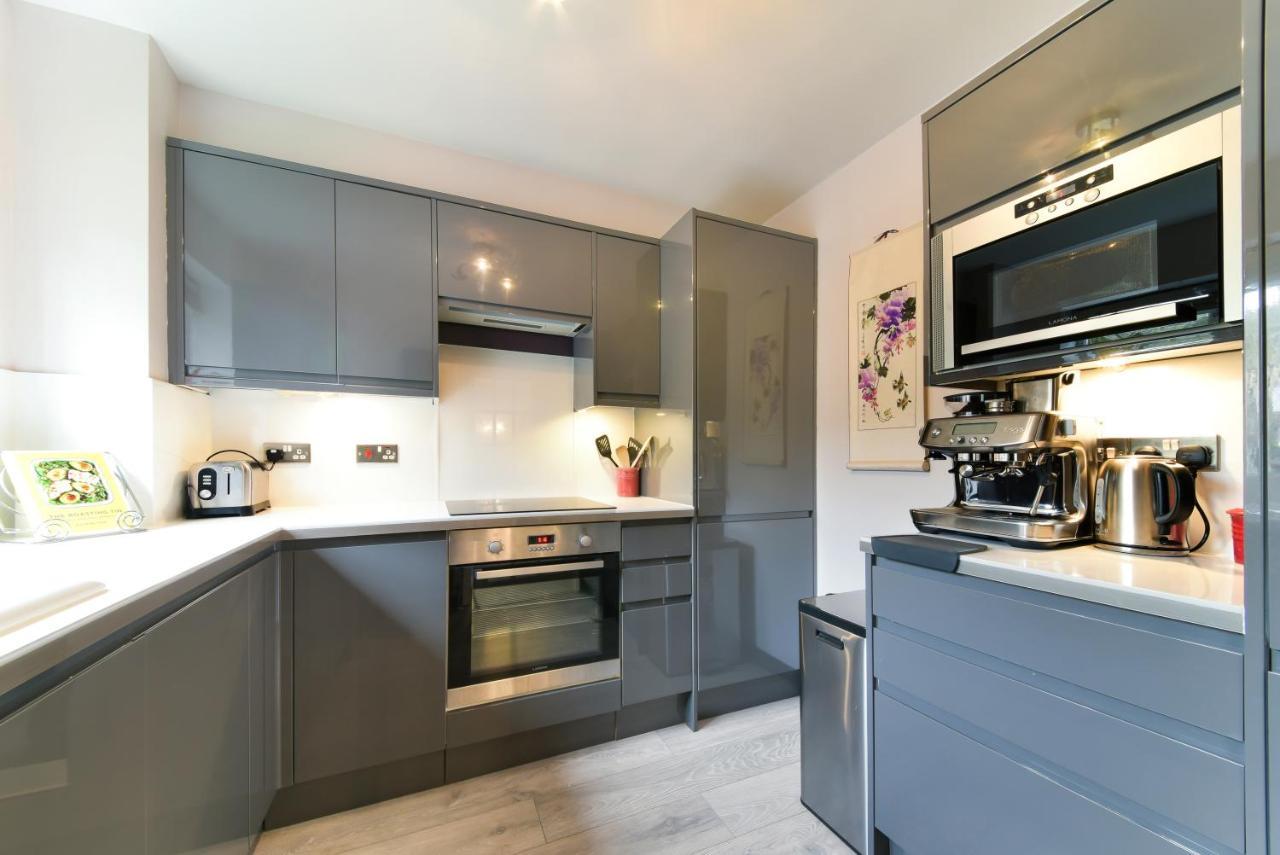 2 Bedroom Apartment Near Southfields London Exteriör bild