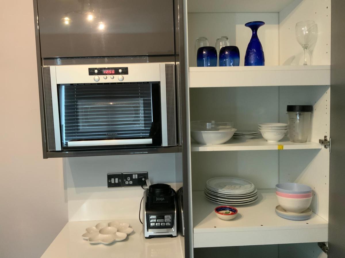 2 Bedroom Apartment Near Southfields London Exteriör bild