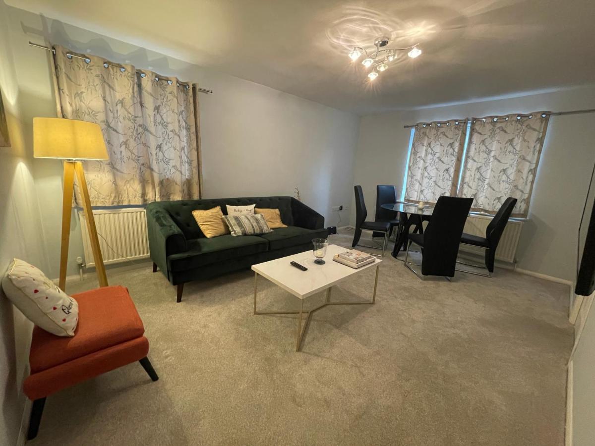 2 Bedroom Apartment Near Southfields London Exteriör bild