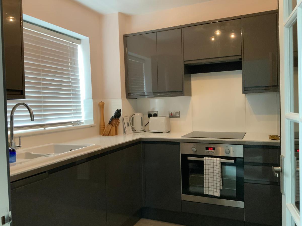 2 Bedroom Apartment Near Southfields London Exteriör bild